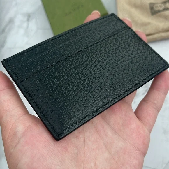 $750 New, Authentic GUCCI Black Leather Card Holder Unisex